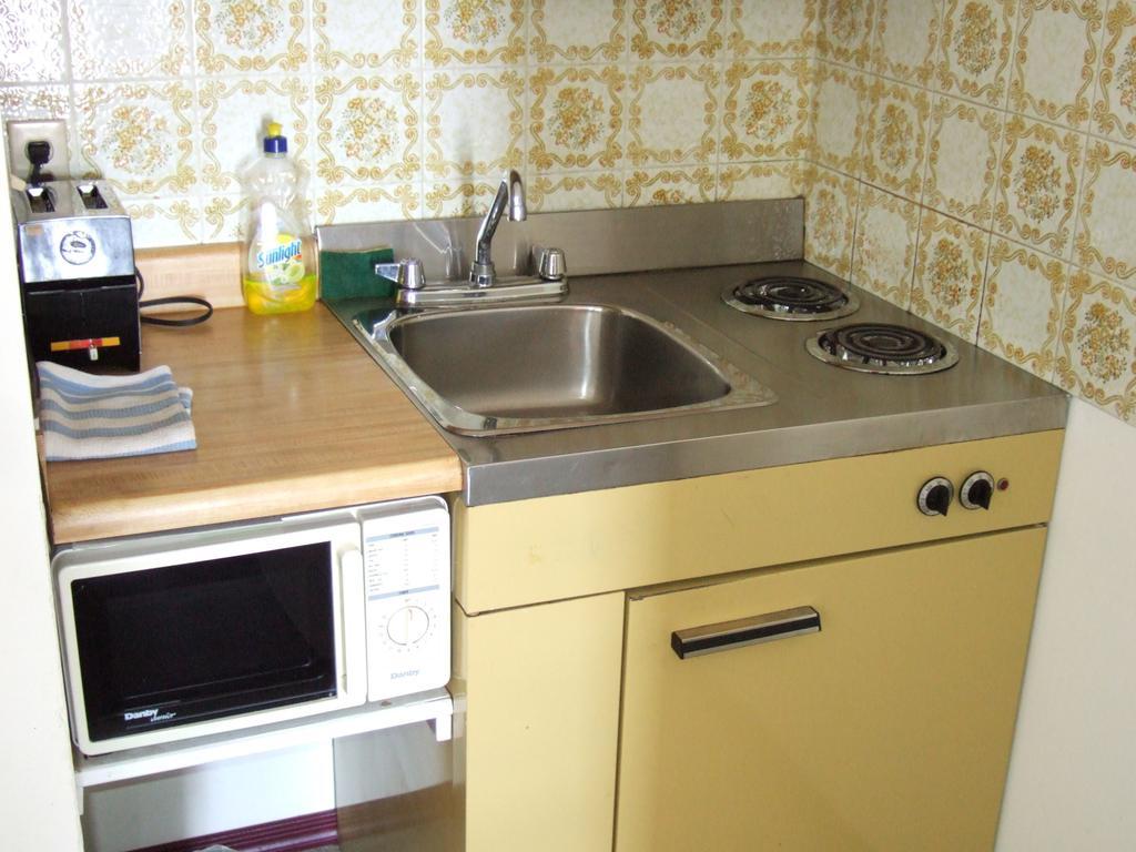 Wild Rose Inn Vegreville Dış mekan fotoğraf