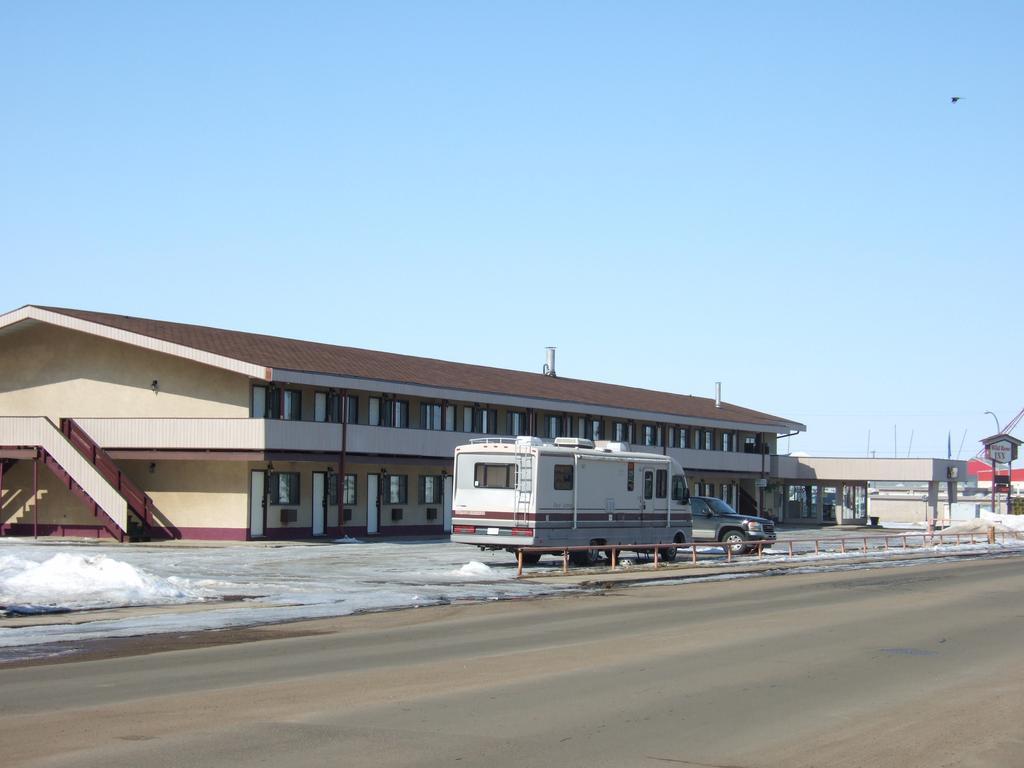 Wild Rose Inn Vegreville Dış mekan fotoğraf